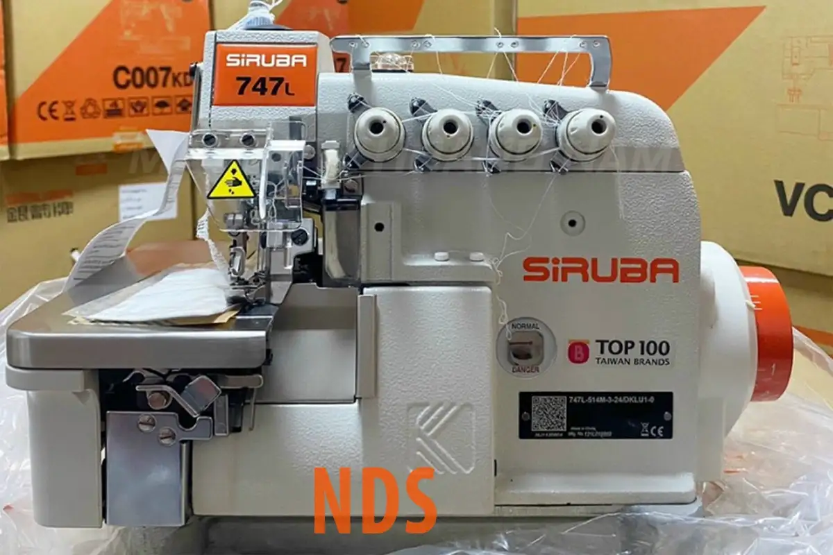 Hình ảnh thực tế máy vắt sổ 2 kim 4 chỉ Siruba 747L